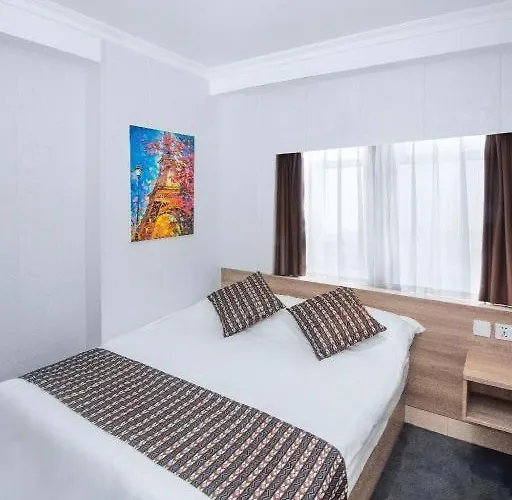 Holiday Hotel 2* Macao