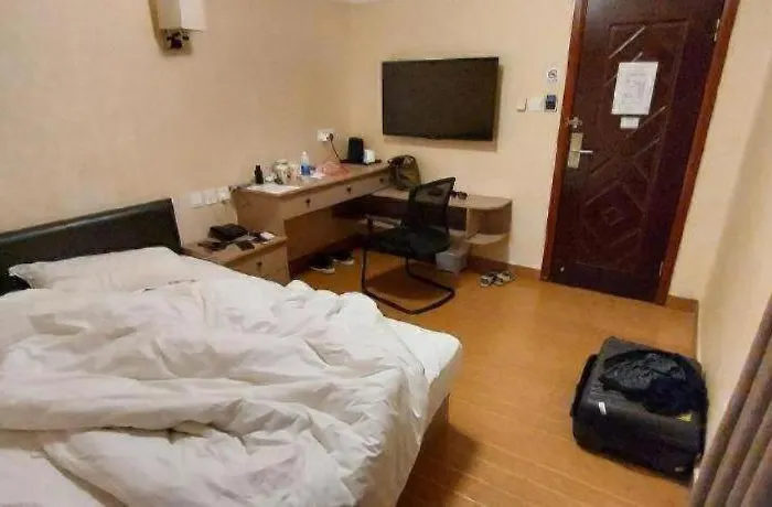 Holiday Hotel 2* Macao