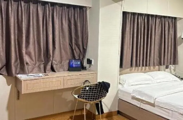 Hotel Holiday Hotel