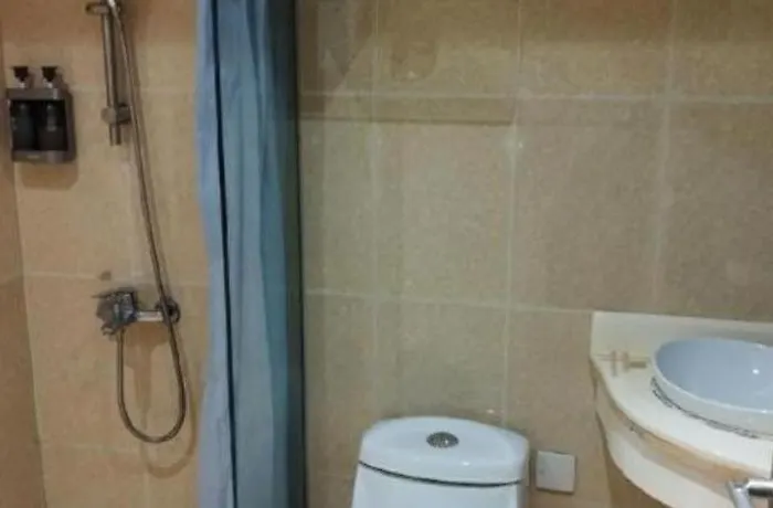 Holiday Hotel Hotel 2*