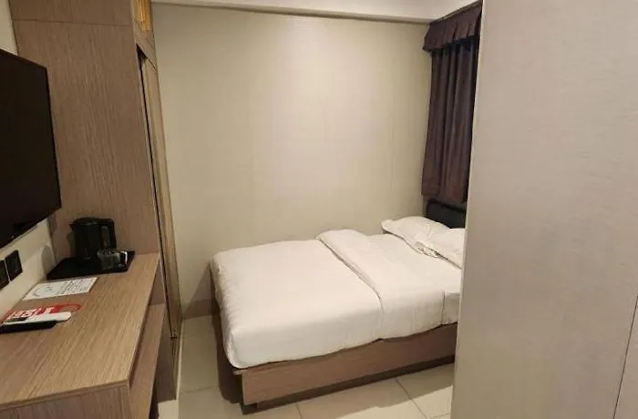 Hotel Holiday Hotel 2*