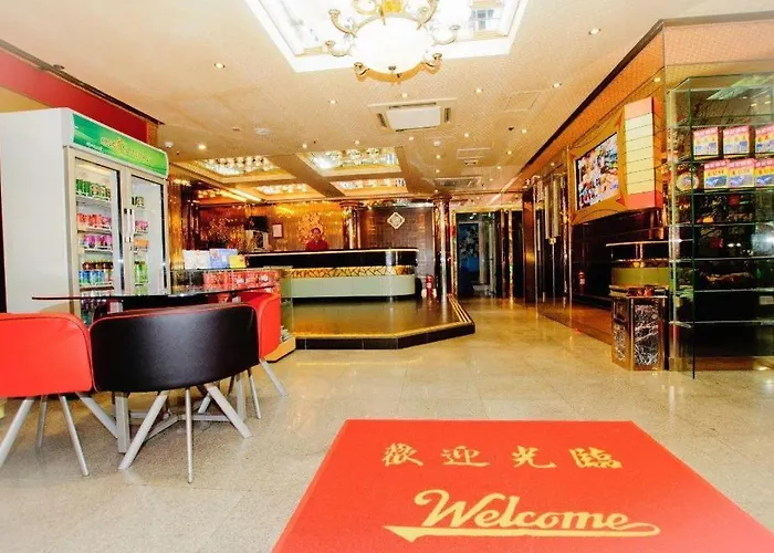 Hotel Holiday Hotel 2*